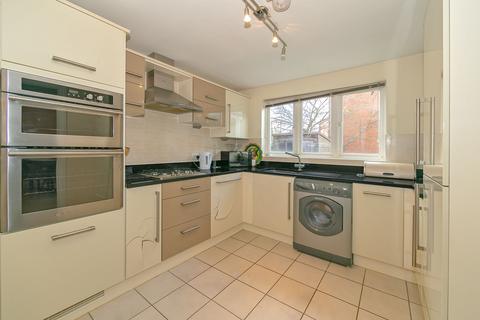 4 bedroom link detached house for sale, Bewdley Grove, Broughton, MK10