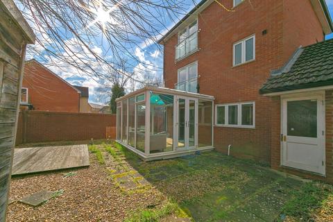 4 bedroom link detached house for sale, Bewdley Grove, Broughton, MK10