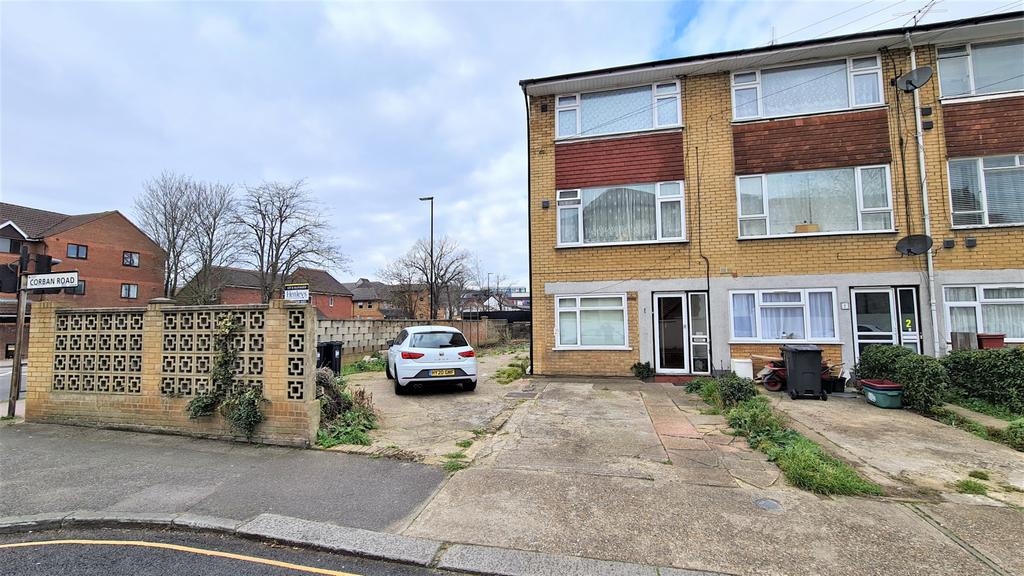 First floor floor flat