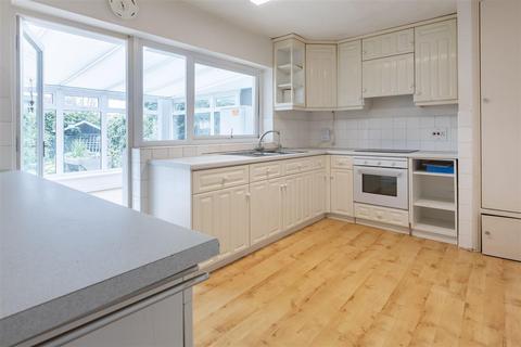 3 bedroom detached bungalow for sale, Higham View, North Weald,