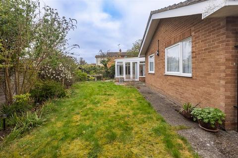 3 bedroom detached bungalow for sale, Higham View, North Weald,
