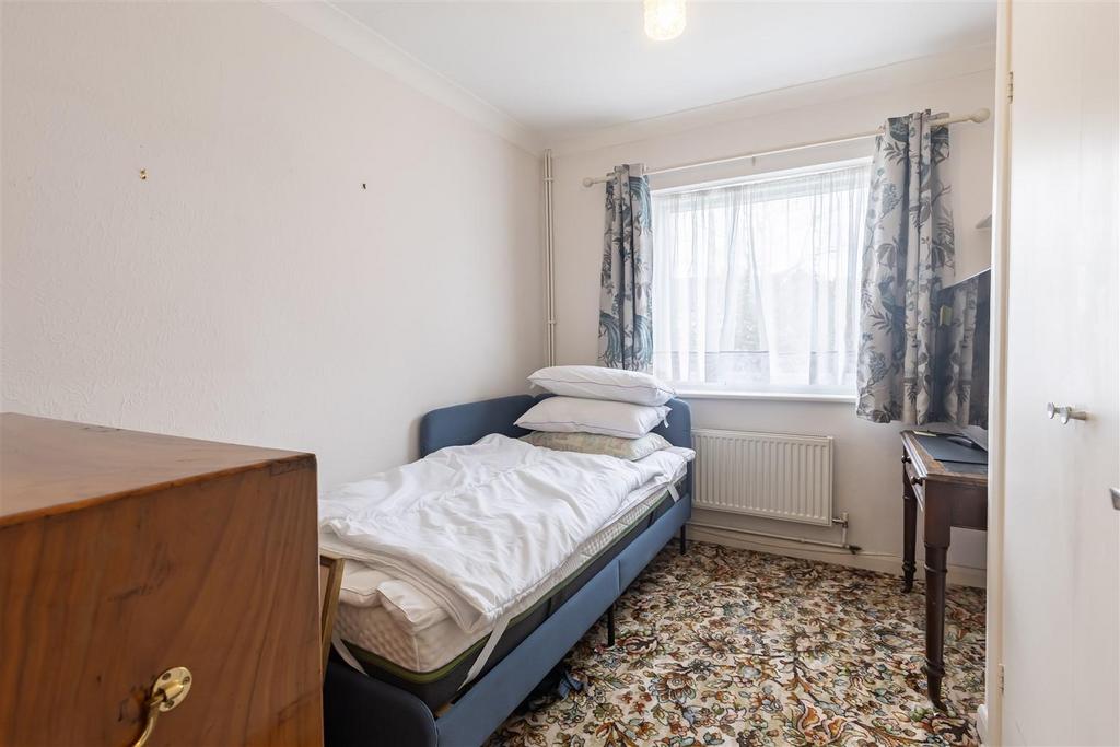 11 Higham View (11).jpg