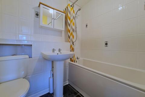 Flat 1, Heron Lodge Maresfield Close, Dover, CT16 2QU