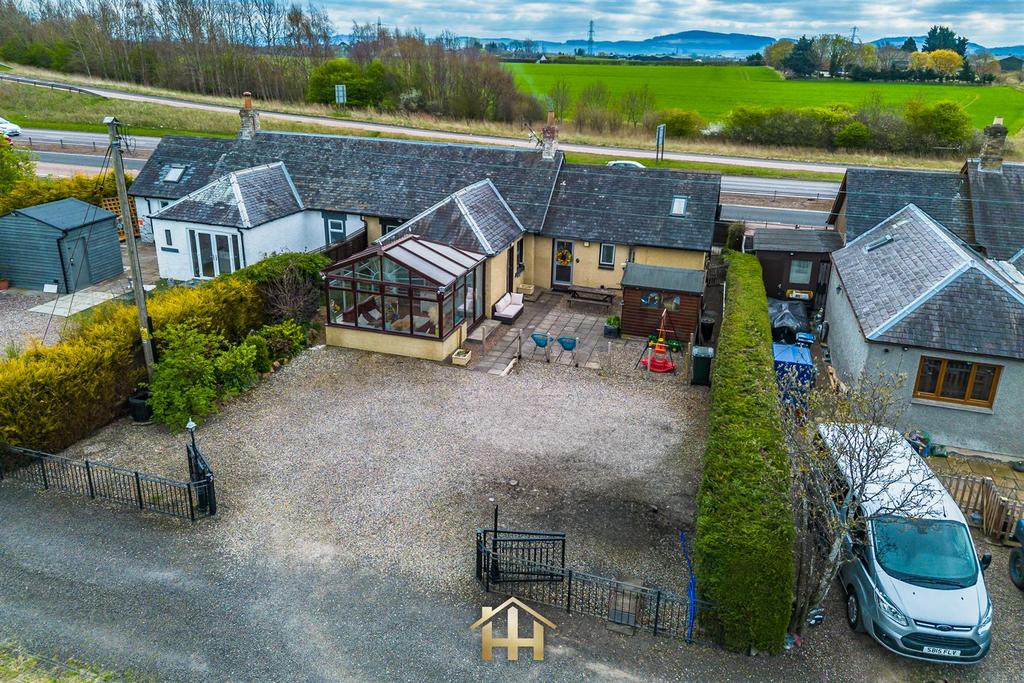 3 West Inchmichael Farm Cottage by Rait PH2 7 RS 09