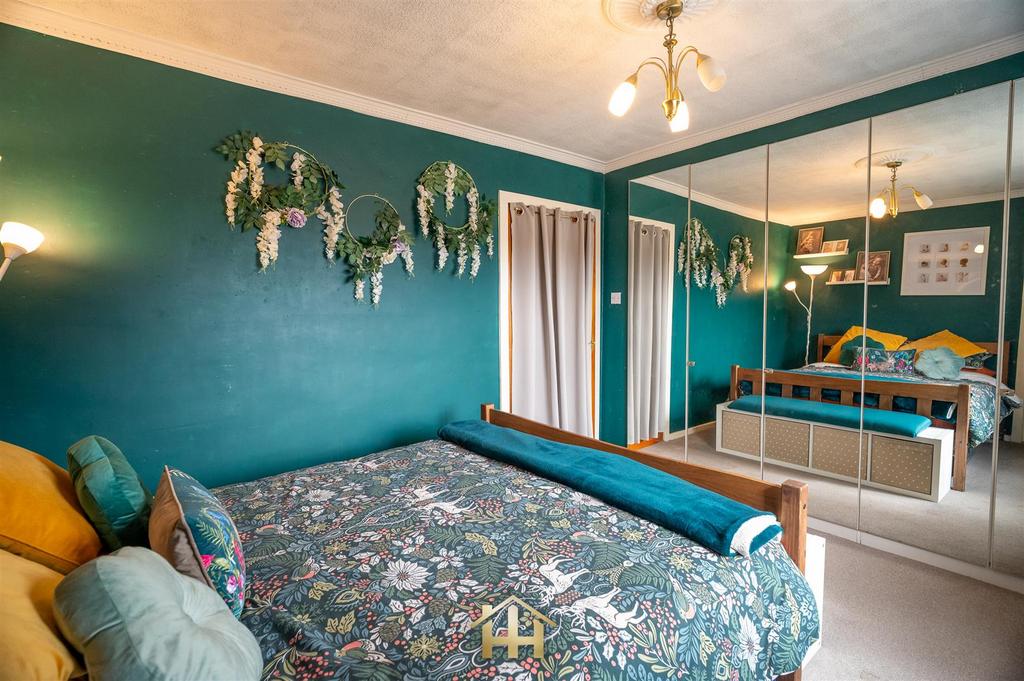3 West Inchmichael Farm Cottage by Rait PH2 7 RS 09