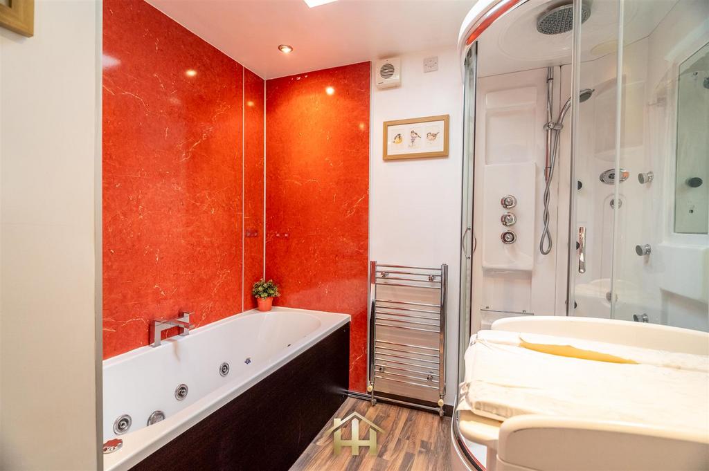 3 West Inchmichael Farm Cottage by Rait PH2 7 RS 09