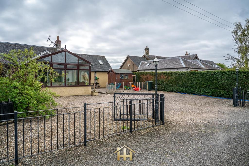 3 West Inchmichael Farm Cottage by Rait PH2 7 RS 09