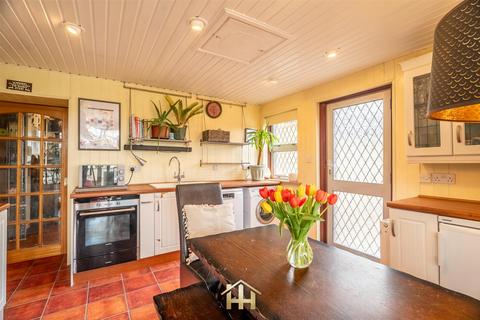 2 bedroom bungalow for sale, Errol PH2