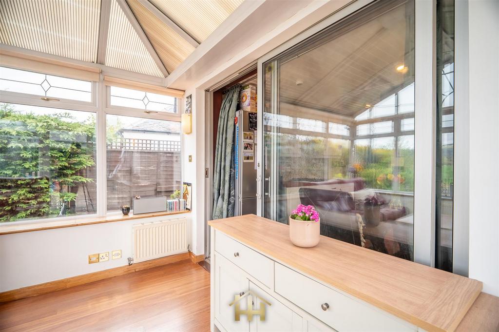 3 West Inchmichael Farm Cottage by Rait PH2 7 RS 09