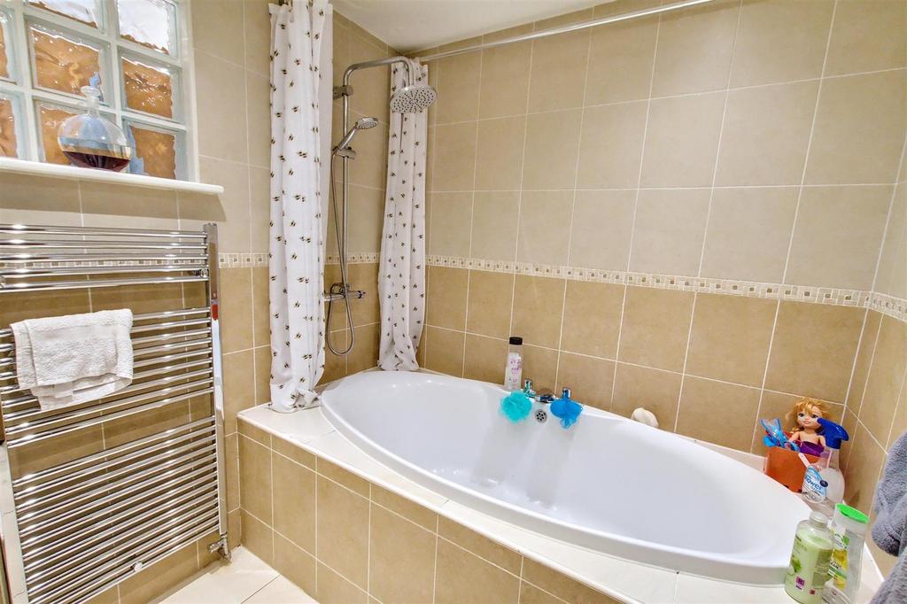 Family bathroom