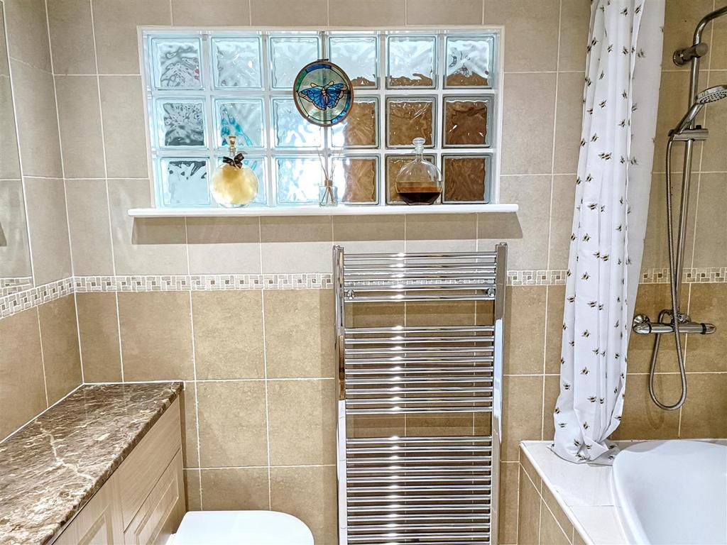 Family bathroom