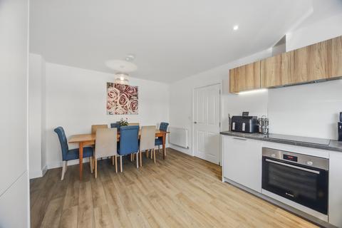 undefined, Park Meadow Lane, Leeds, LS12