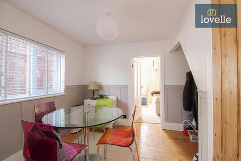 2 bedroom cottage for sale, Riby Road, Keelby DN41