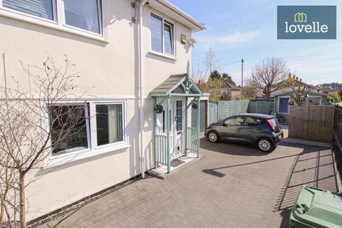 3 bedroom semi-detached house for sale, Watford Avenue, Grimsby DN34