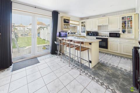 62 Oldfield Road, Bexleyheath, DA7 4EA