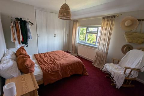 41 Austin Road, Ashford, TN23 6JR