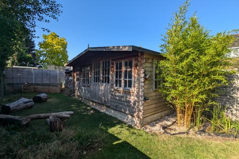 41 Austin Road, Ashford, TN23 6JR