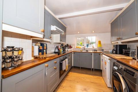 67 Whitfeld Road, Ashford, TN23 7TU