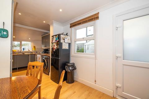 67 Whitfeld Road, Ashford, TN23 7TU