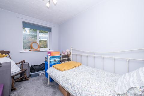 24 Jacobs Oak, Ashford, TN24 0QT