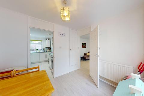 26 Copinger Close, Canterbury, CT2 7DJ