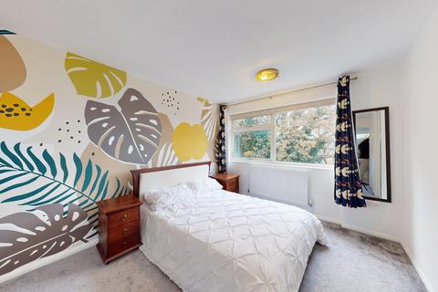 26 Copinger Close, Canterbury, CT2 7DJ