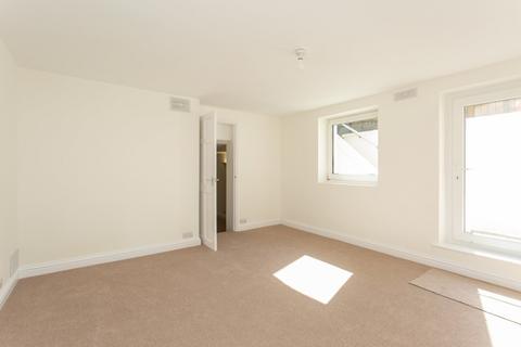 2 bedroom flat for sale, Eastern Esplanade, Margate, CT9