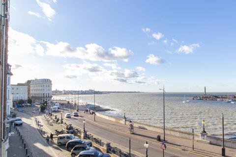 2 bedroom flat for sale, King Street, Margate, CT9