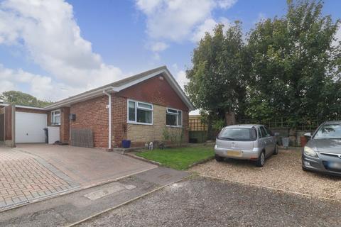 2 bedroom bungalow for sale, Firbank Gardens, Margate, CT9
