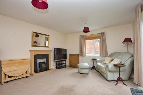 18 Carter Close, Hawkinge, Folkestone, CT18 7TS