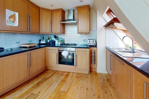 Flat 9, John Nicholas House West Cliff Road, Ramsgate, CT11 9HR