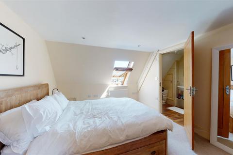 Flat 9, John Nicholas House West Cliff Road, Ramsgate, CT11 9HR
