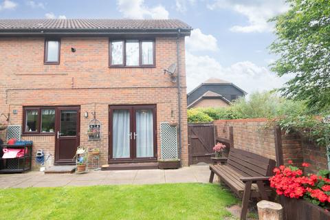 3 Beamont Close, Manston, Ramsgate, CT12 5LZ