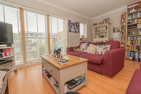 3 Apsley Court, Ramsgate, CT11 8HD