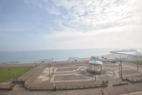 2 bedroom flat for sale, Wellington Crescent, Ramsgate, CT11
