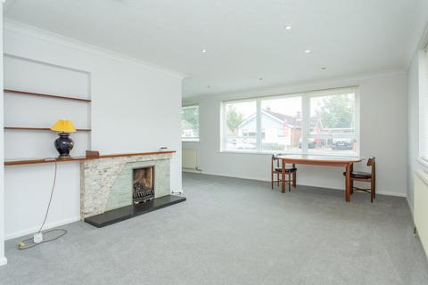 10 Oakwood Drive, Whitstable, CT5 1NY
