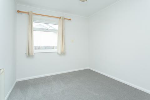 10 Oakwood Drive, Whitstable, CT5 1NY