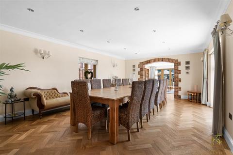 5 bedroom detached house for sale, Main Street, Evesham WR11