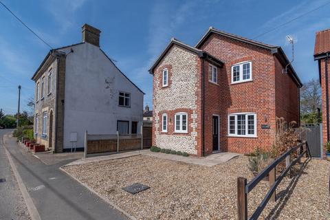 3 bedroom detached house for sale, The Street, Hindolveston, NR20