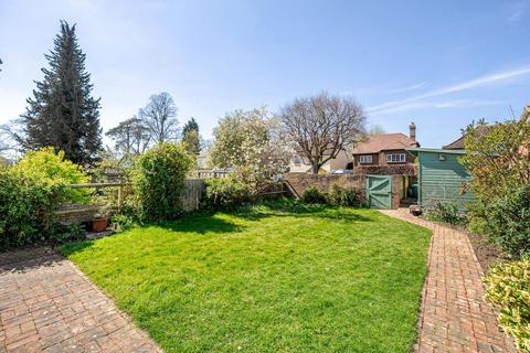 8 High Path, Easebourne, Midhurst, GU29 9BD