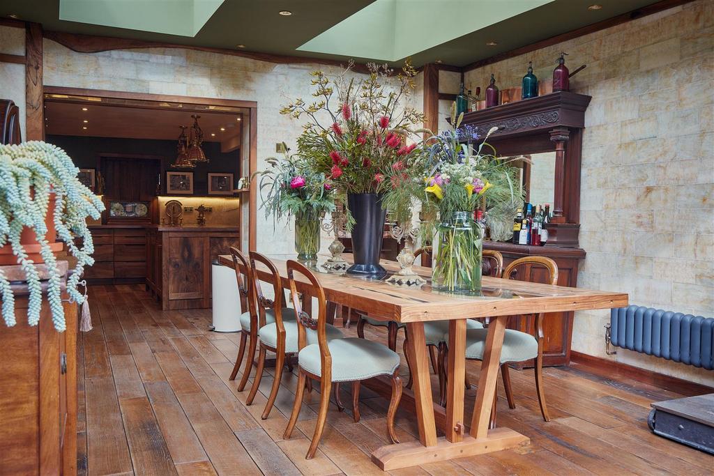 Kitchen Diner 8.jpg