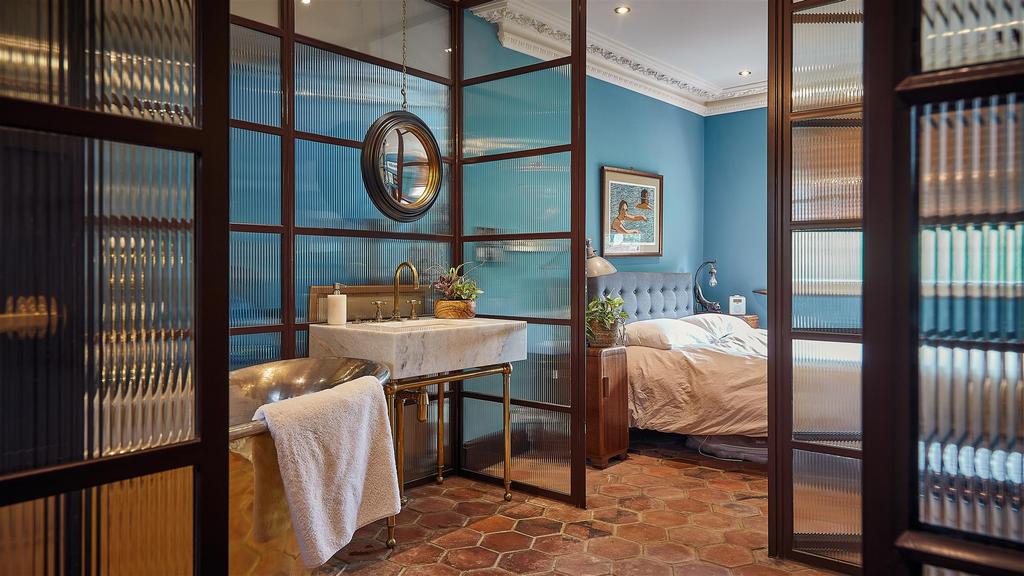 Master Suite.jpg