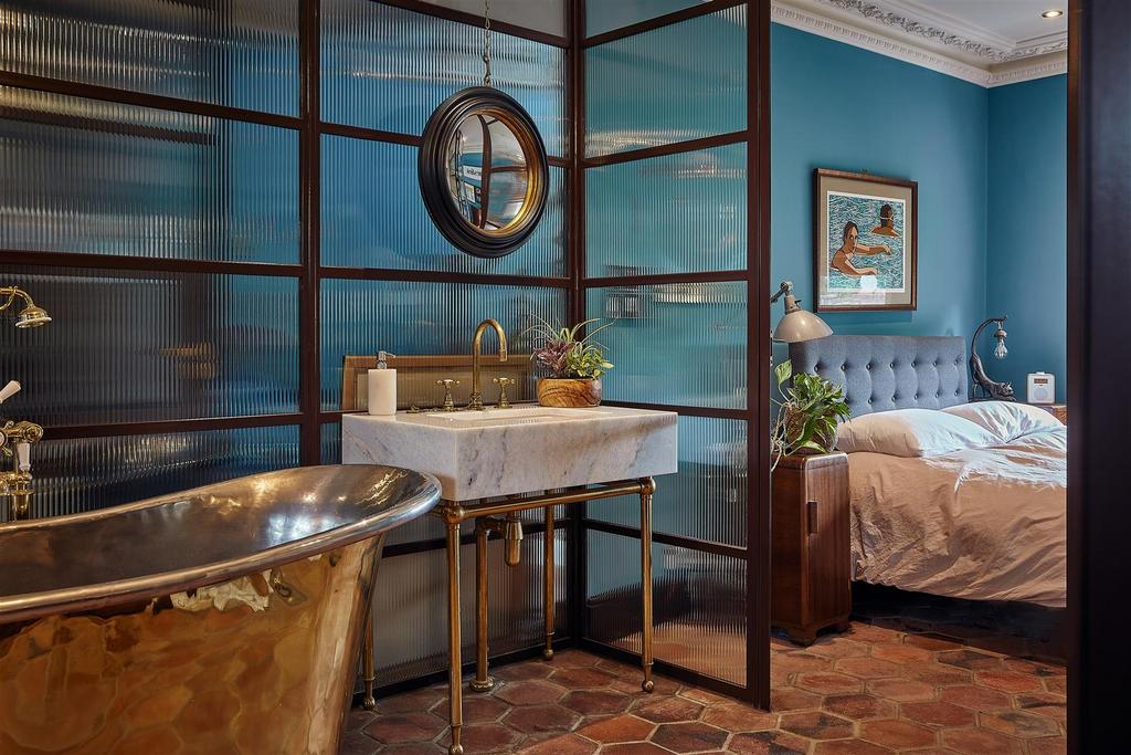Master Suite 4.jpg