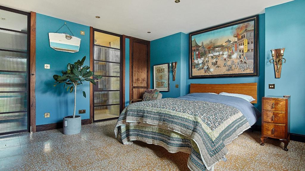 Bedroom 1 4.jpg