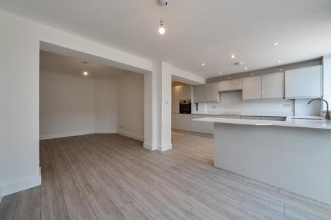 20 Eynswood Drive, Sidcup, DA14 6JQ