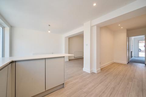 20 Eynswood Drive, Sidcup, DA14 6JQ