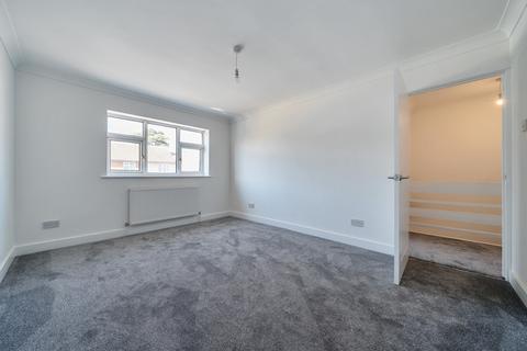 20 Eynswood Drive, Sidcup, DA14 6JQ