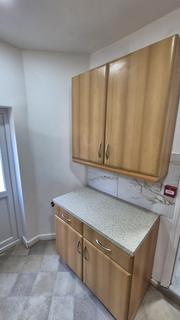 5 bedroom terraced house to rent, Heald Place, M14 5NJ