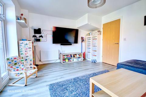 30 Cartmel Road, Daventry, NN11 2PP