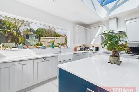 5 bedroom detached house for sale, Saltdean Drive, Saltdean